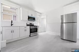 29 Cedar Ave, Newark, NJ 07106 - Photo 17