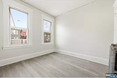 29 Cedar Avenue, Newark, NJ 07106 - Photo 9