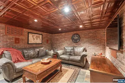 225 Hillside Avenue, Nutley, NJ 07110 - Photo 41