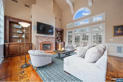 225 Hillside Avenue, Nutley, NJ 07110 - Photo 9