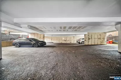 319 Gorge Road 5 #5, Cliffside Park, NJ 07010 - Photo 23