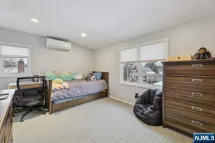 8 Gordon Rd, Bergenfield, NJ 07621 - Photo 11