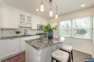 33 Tuers Pl, Montclair, NJ 07043 - Photo 13