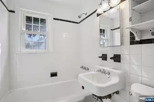 144 Bremond St, Belleville, NJ 07109 - Photo 5