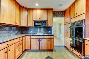 15 Overlook Rd, Caldwell, NJ 07006 - Photo 5