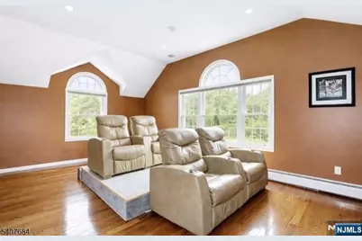 61 Carlisle Road, Wayne, NJ 07470 - Photo 13