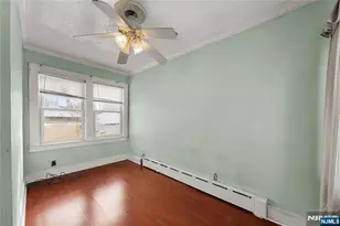 305 Hillside Rd, Elizabeth, NJ 07208 - Photo 15