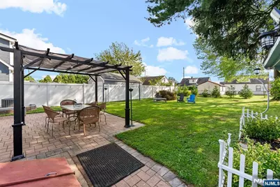 39 Melody Hill Road, Clifton, NJ 07013 - Photo 17