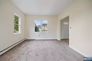 250 Woodcliff Ave, Little Falls Township, NJ 07424 - Photo 13