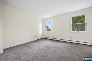 250 Woodcliff Ave, Little Falls Township, NJ 07424 - Photo 21