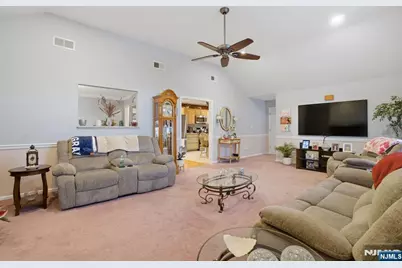 641 Quinton Avenue, Kenilworth, NJ 07033 - Photo 5