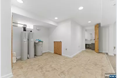 273 Highland Avenue, Orange, NJ 07050 - Photo 29