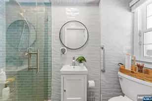 273 Highland Ave, Orange, NJ 07050 - Photo 27