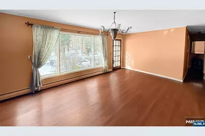 40 Pawnee Avenue, Oakland, NJ 07436 - Photo 5