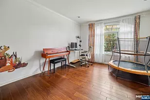 54 Carillon Cir, Livingston, NJ 07039 - Photo 7