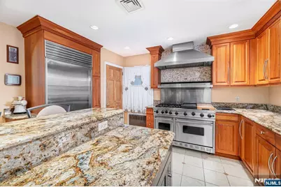 1094 McBride Avenue, Woodland Park, NJ 07424 - Photo 23