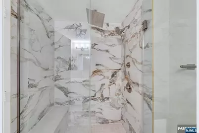 100 Old Palisade Road 3912 #3912, Fort Lee, NJ 07024 - Photo 19