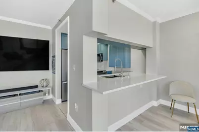 100 Old Palisade Road 3912 #3912, Fort Lee, NJ 07024 - Photo 11