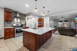 130 Renner Ave, Newark, NJ 07112 - Photo 11