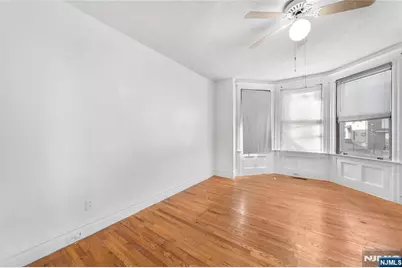 44-46 Richards Street, Newark, NJ 07105 - Photo 7