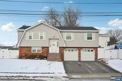 14 Carr Place, Totowa, NJ 07512 - Photo 1