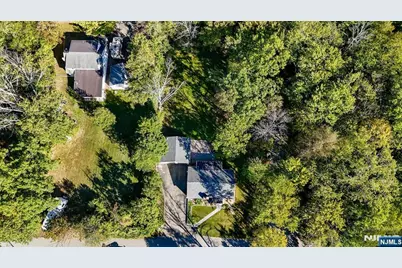 35 Vine Avenue, West Milford, NJ 07480 - Photo 35