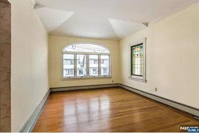 31 6th Avenue, Clifton, NJ 07011 - Photo 7