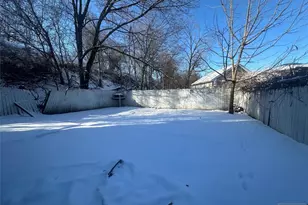 135 Jay Ave, Lyndhurst Township, NJ 07071 - Photo 11