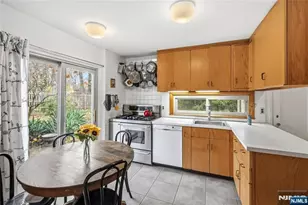 69 Sussex Rd, Tenafly, NJ 07670 - Photo 19