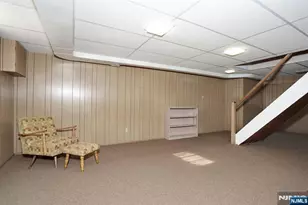 7 Overlook Dr, Dumont, NJ 07628 - Photo 29