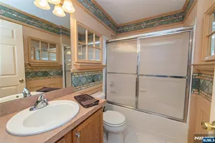 404 Manchester Dr, Nutley, NJ 07110 - Photo 11