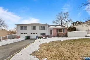 206 Harwood Pl, Paramus, NJ 07652 - Photo 45