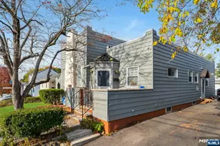 229 Baldwin Ave, Hasbrouck Heights, NJ 07604 - Photo 25