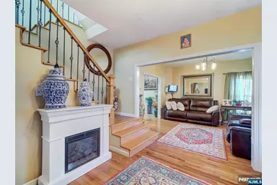 24 White Terrace, Newark, NJ 07108 - Photo 5