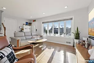 44 Richard Ct, River Edge, NJ 07661 - Photo 11