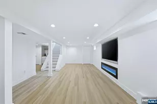 219 Sanzari Pl, Maywood, NJ 07607 - Photo 41