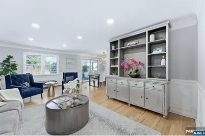 55 Somerset Drive, Woodcliff Lake, NJ 07677 - Photo 5