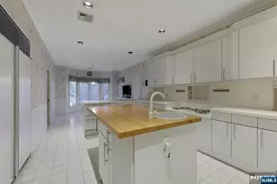 153 Ashley Pl, Park Ridge, NJ 07656 - Photo 11