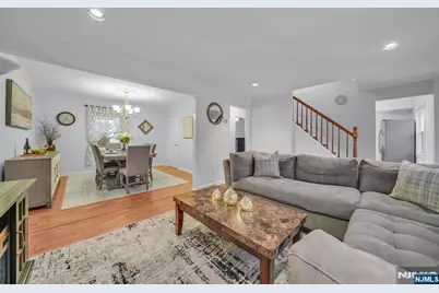 22 Woodlot Road, Wayne, NJ 07470 - Photo 7