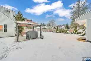 22 Woodlot Rd, Wayne, NJ 07470 - Photo 25