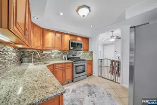 22 Woodlot Rd, Wayne, NJ 07470 - Photo 13