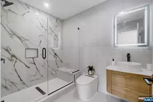 131 Palsa Ave, Elmwood Park, NJ 07407 - Photo 11