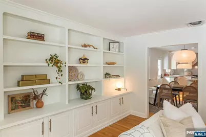 9 Windermere Road, Montclair, NJ 07043 - Photo 5