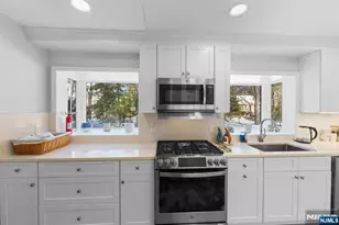 53 Downey Dr, Tenafly, NJ 07670 - Photo 11