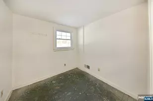 84 Maplewood Ave, Hillsdale, NJ 07642 - Photo 17