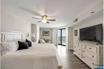 245 Prospect Avenue 14D #14D, Hackensack, NJ 07601 - Photo 23
