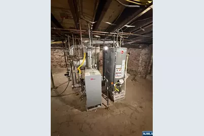 586 11th Street, Newark, NJ 07107 - Photo 41