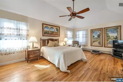 12 Catherine Terrace, Park Ridge, NJ 07656 - Photo 11