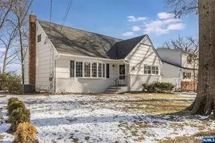 9 Glenfield Rd, Glen Ridge, NJ 07028 - Photo 3