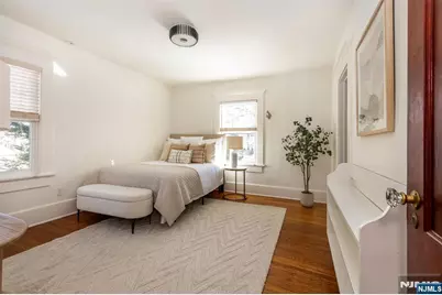 166 Montclair Avenue, Montclair, NJ 07042 - Photo 25